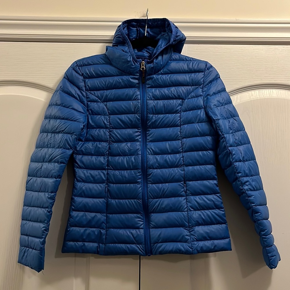 NWOT Roots down jacket - Picture 2 of 10